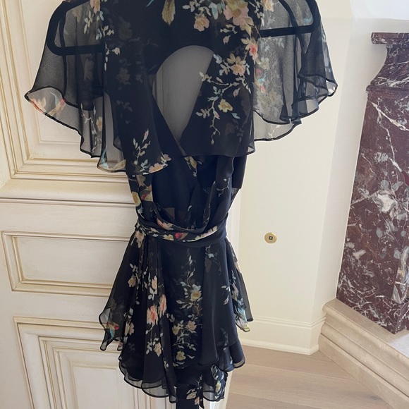 ZIMMERMANN
Maples Wrap Playsuit Black Bird… - Picture 5 of 8